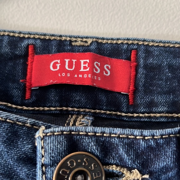 Guess medium rise jeans - Picture 4 of 4